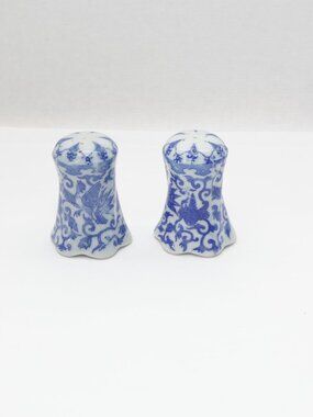 Phoenix Blue On White Salt And Pepper Shakers Made In Japan